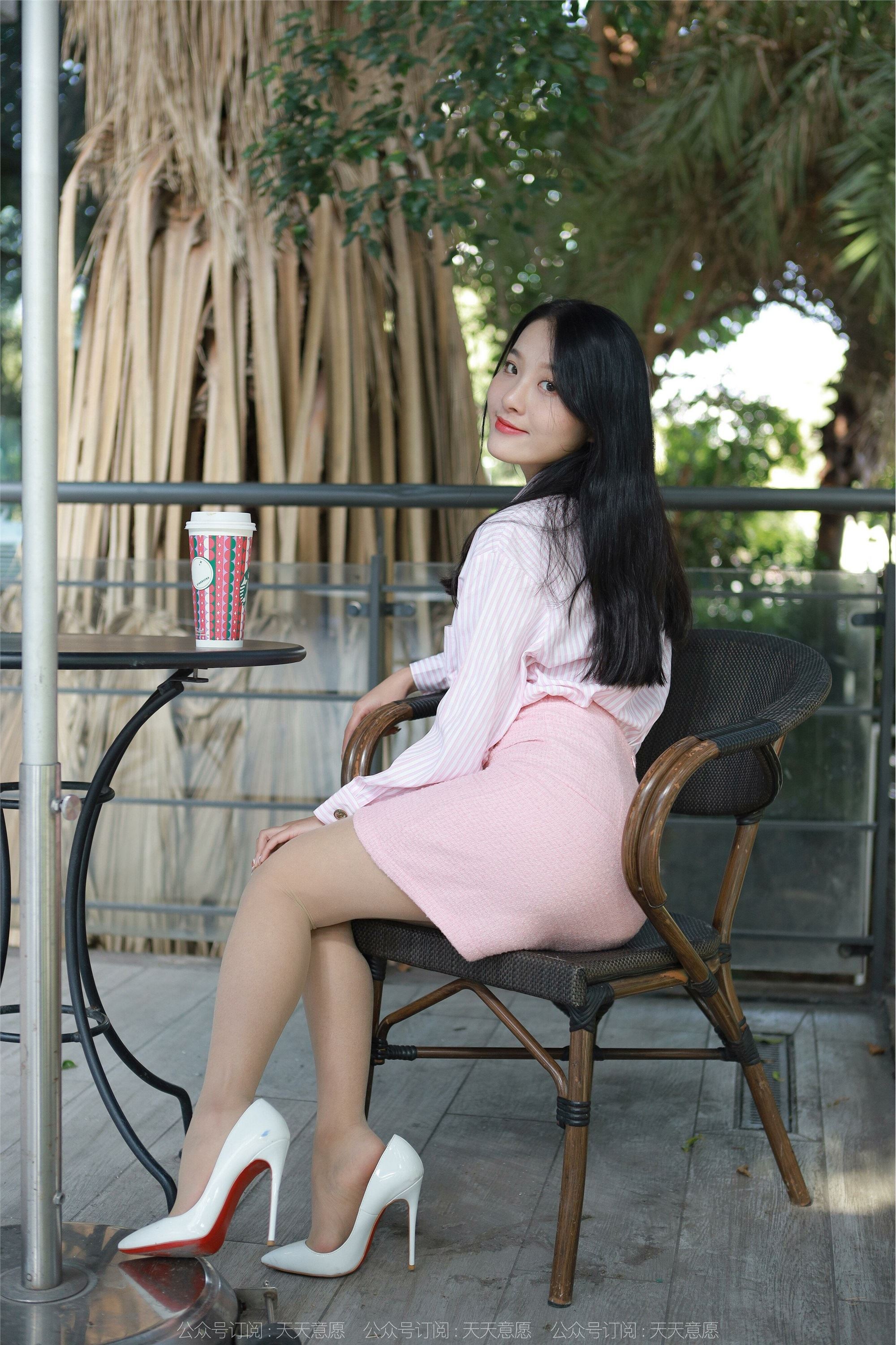 IESS异思趣向  2022.03.08 丝享家1022：婉萍《粉嫩的下午茶》